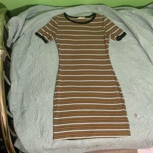 Short sleeve sweater dress